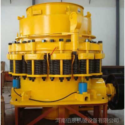 多錘頭破碎機(jī)與Z紋壓路機(jī)在舊水泥路改造中的應(yīng)用——以濰坊萬潔公路工程設(shè)備為例